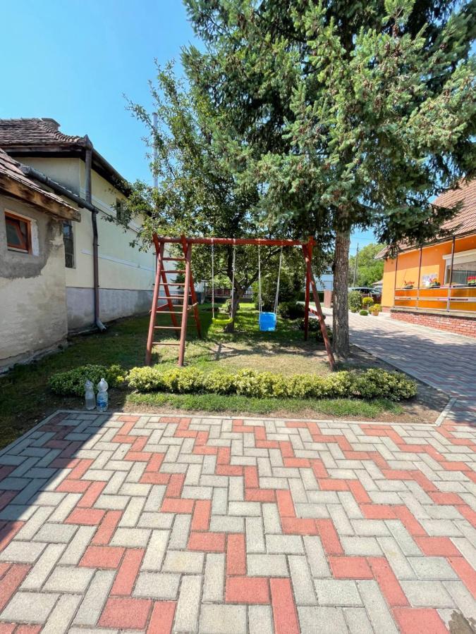 Mira Kuckó Apartamento Oreglak Exterior foto