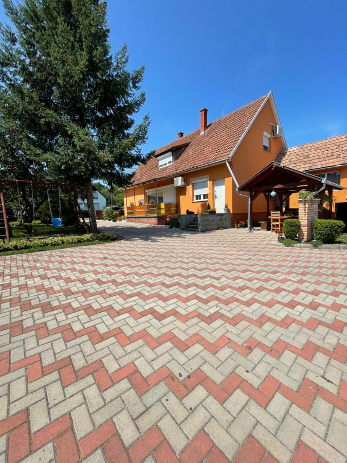 Mira Kuckó Apartamento Oreglak Exterior foto